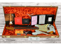 Fender Custom Shop Limited Edition 61 Strat Super Heavy Realic Sonic Blue 3-Color Sunburst Fender Custom Shop Limited Edition 61 Strat Super Heavy Realic Sonic Blue 3-Color Sunburst